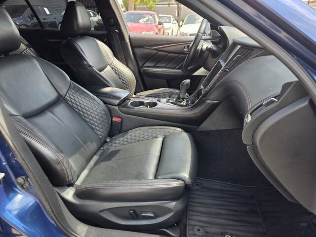 Used 2018 INFINITI Q50 Red Sport 400 w/ Sensory Package (Sport) image 19