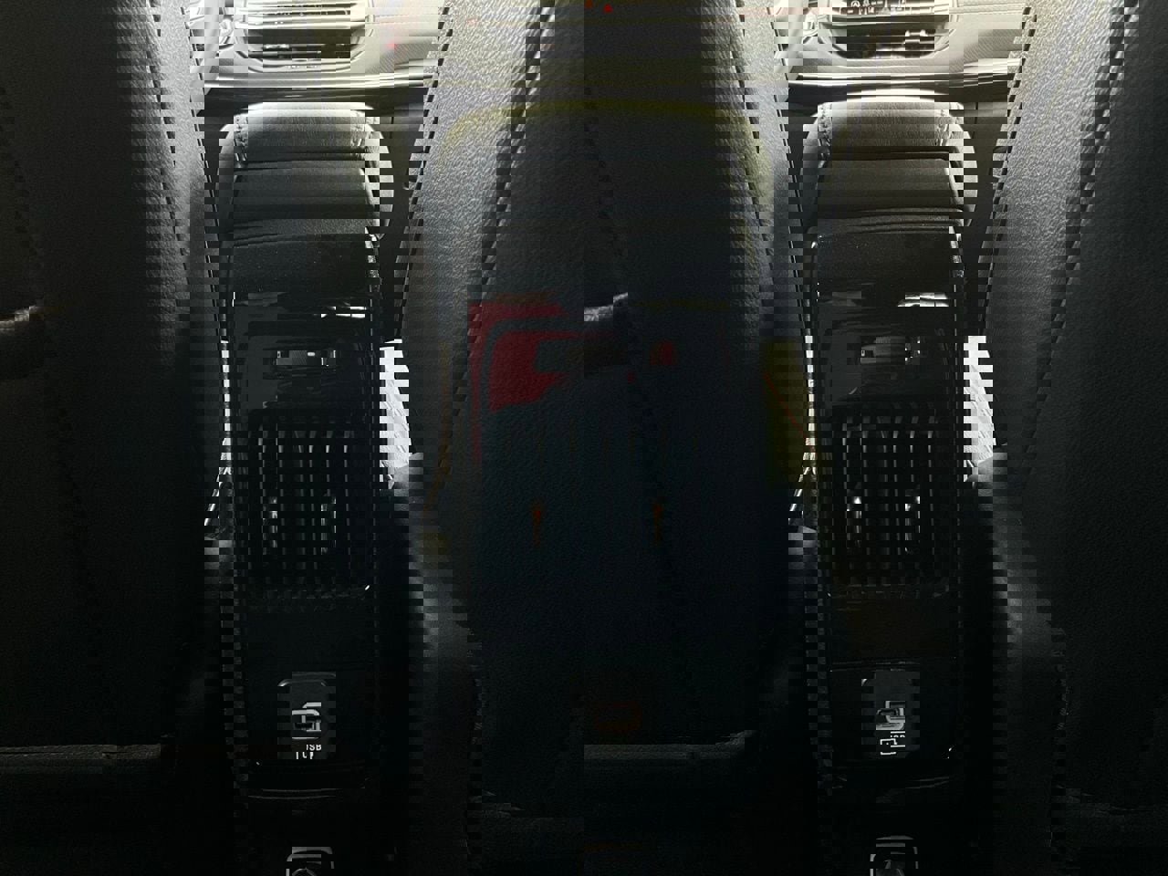 Used 2025 Jeep Compass Trailhawk image 12