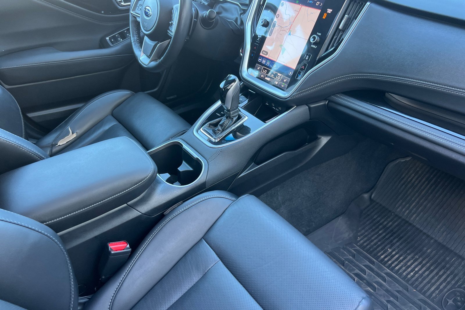 Used 2021 Subaru Outback Limited image 16