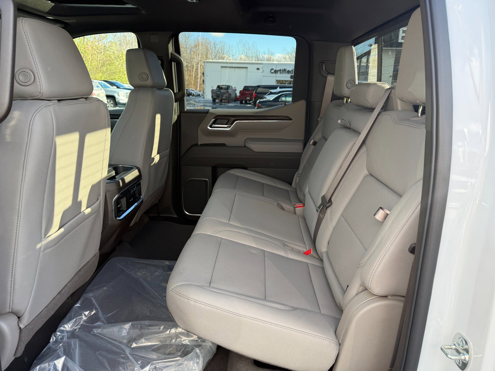 New 2026 GMC Sierra 1500 SLT w/ SLT Premium Package image 16