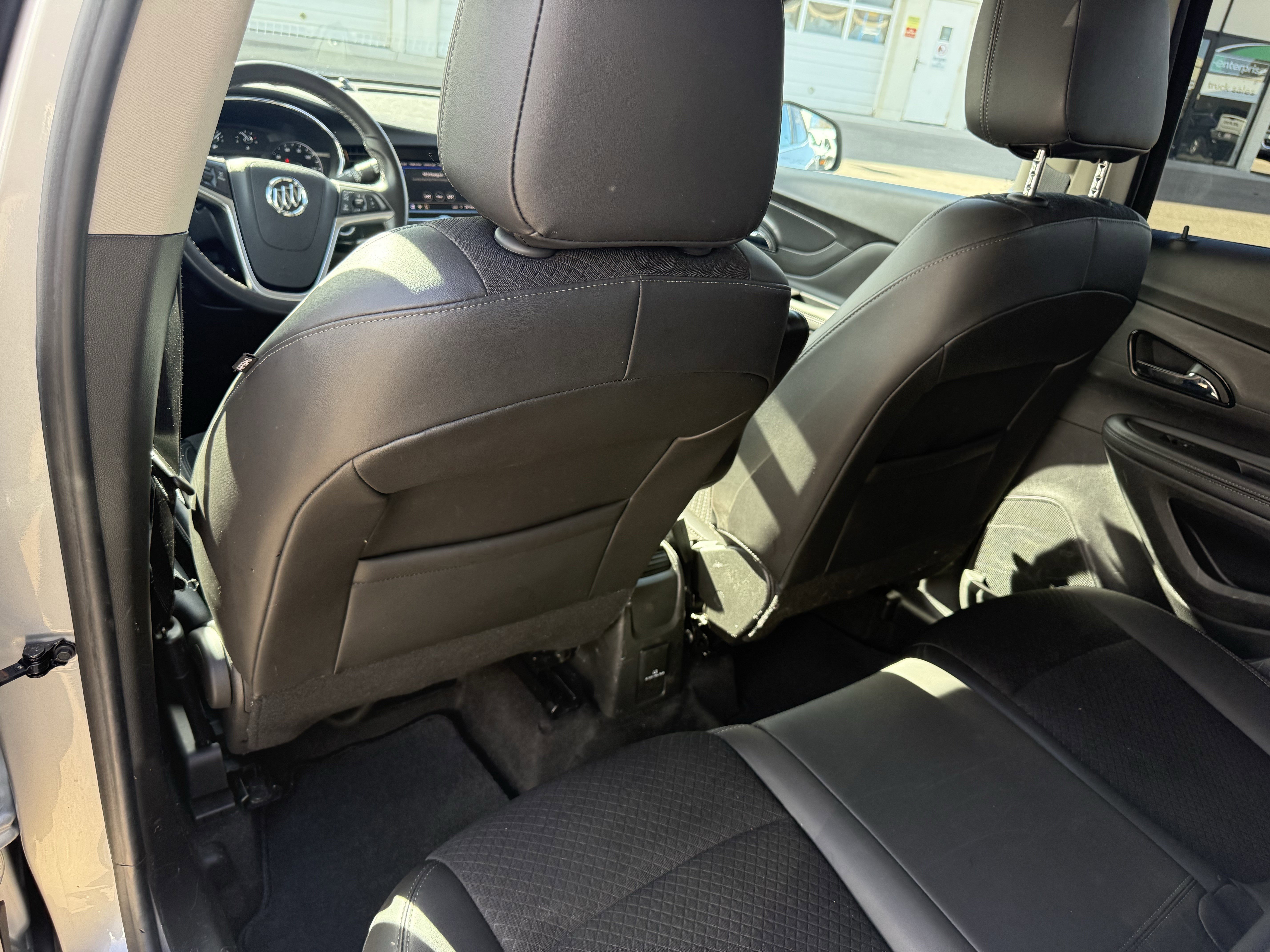 Used 2022 Buick Encore Preferred w/ Safety Package image 16