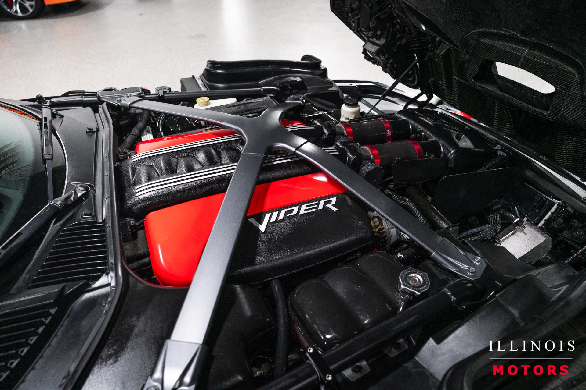 Used 2014 SRT Viper GTS RWD image 29