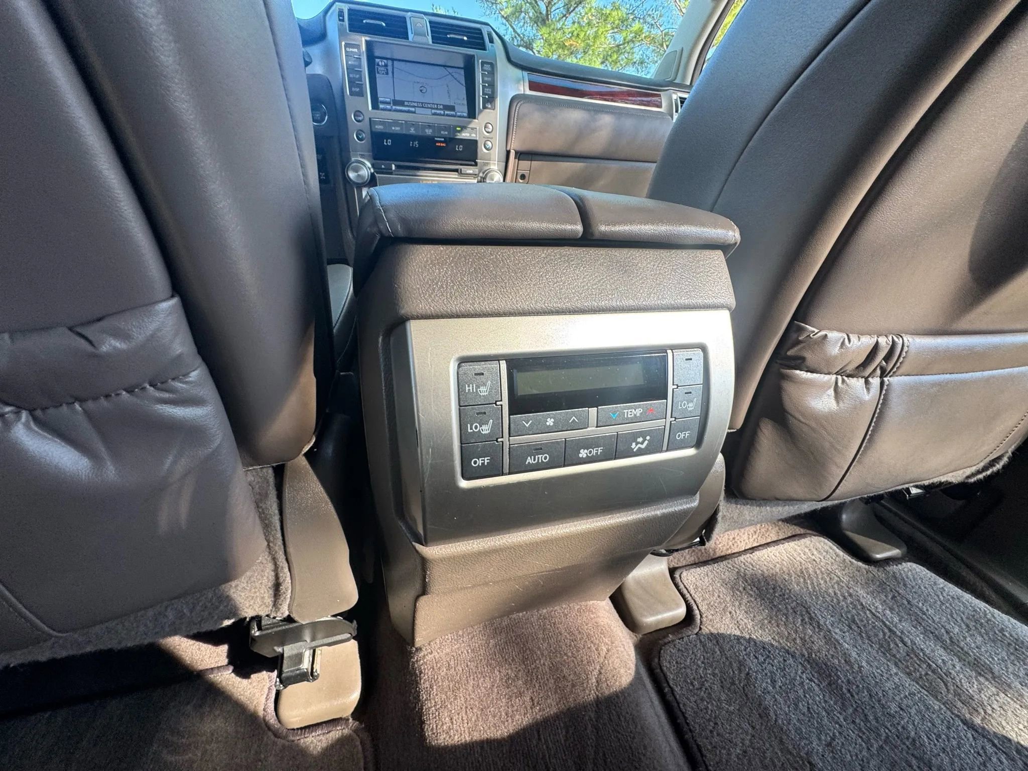 Used 2013 Lexus GX 460 image 27