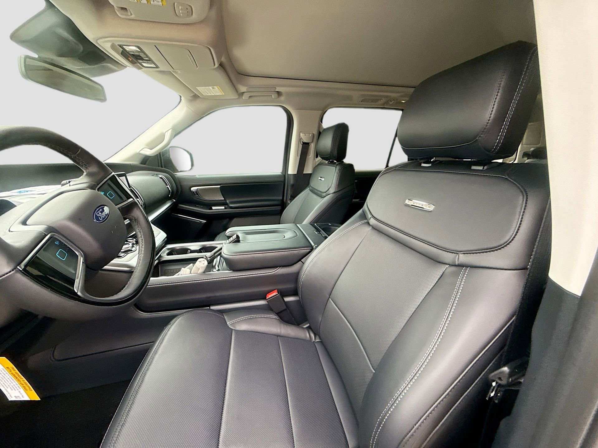New 2025 Ford Expedition Platinum w/ Driver's Package image 27