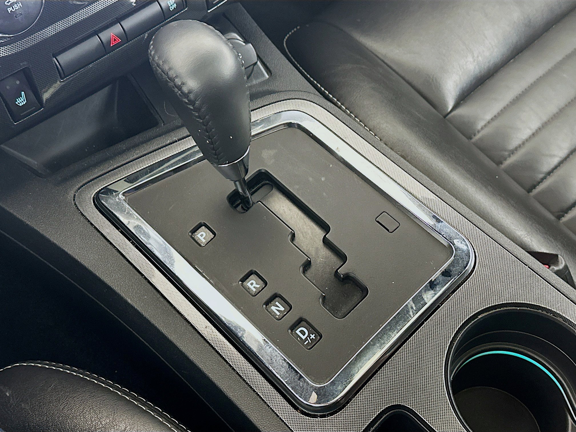 Used 2010 Dodge Challenger R/T RWD image 23