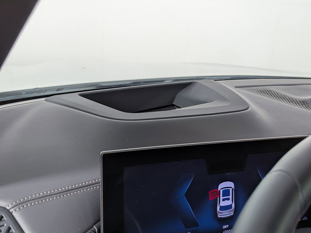 Certified 2023 BMW X7 xDrive40i w/ M Sport Package image 19