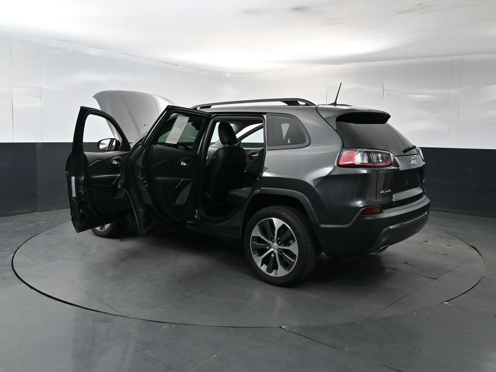 Used 2022 Jeep Cherokee Limited w/ Elite Package AWD/4WD image 28