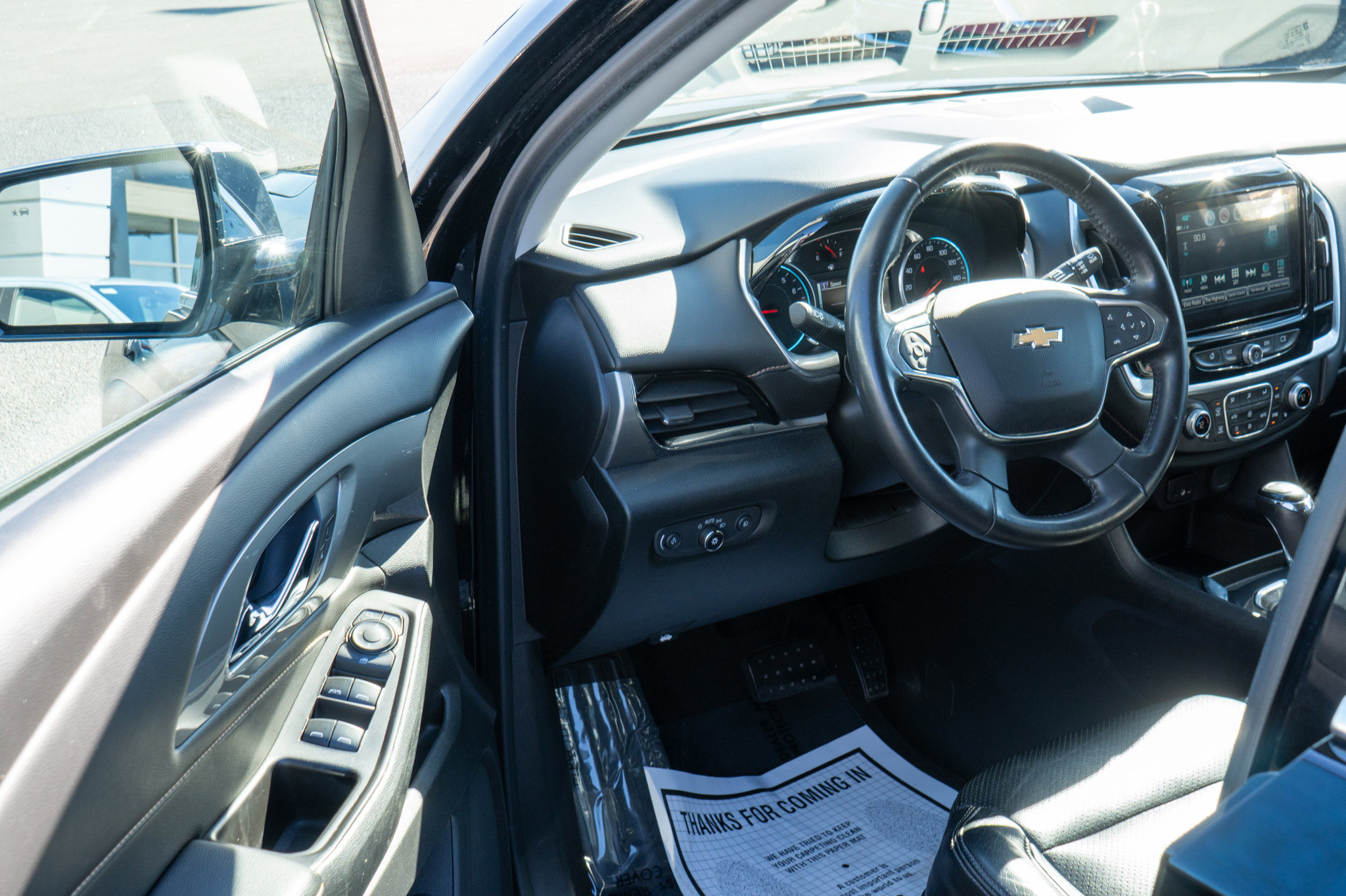 Used 2019 Chevrolet Traverse LT image 10