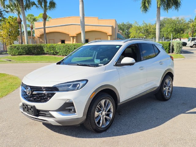 Certified 2023 Buick Encore GX Essence w/ Advanced Technology Package AWD/4WD image 2