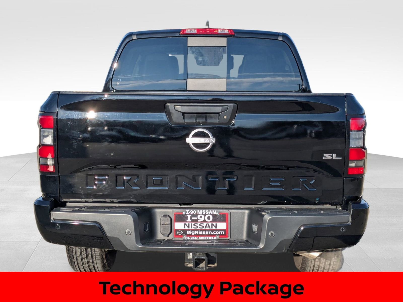 Certified 2024 Nissan Frontier SL w/ Technology Package image 8