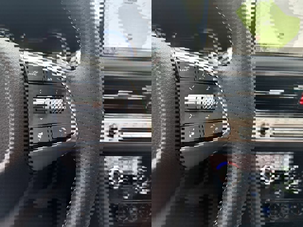 New 2026 Genesis G70 2.5T Prestige image 16