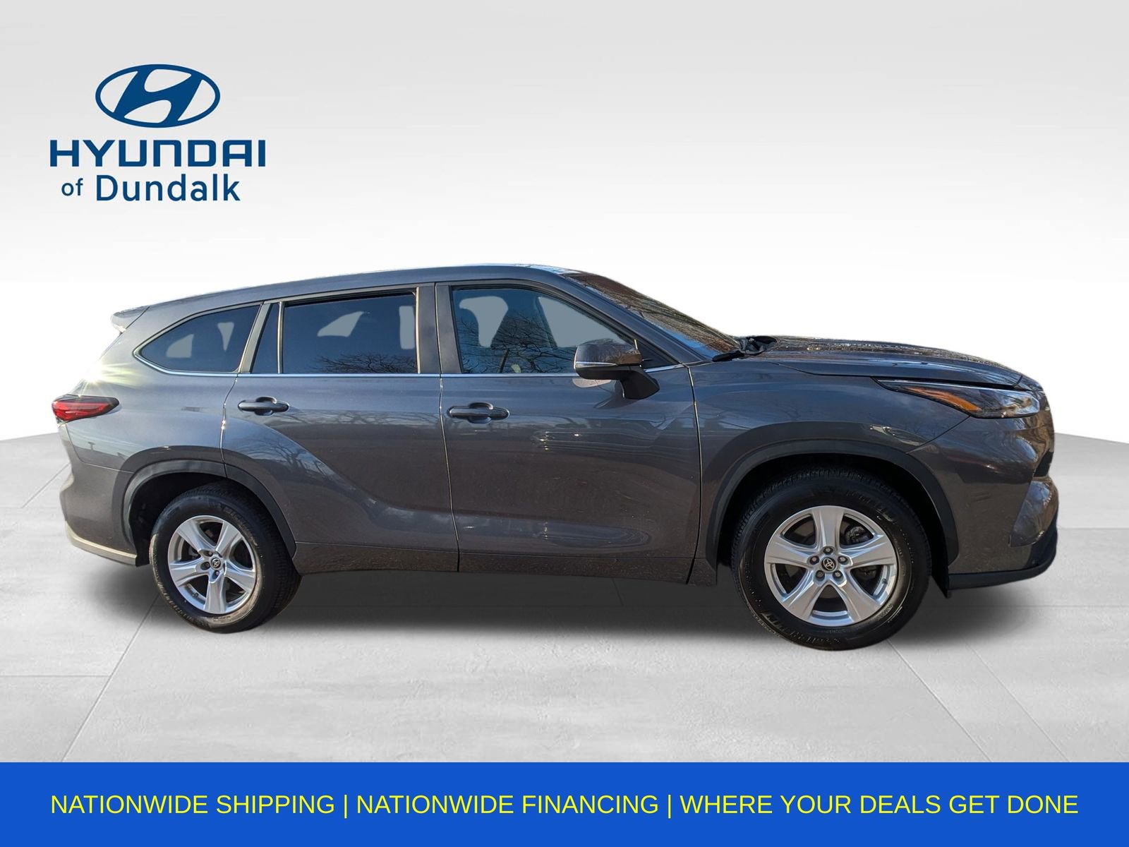 Used 2023 Toyota Highlander L image 9
