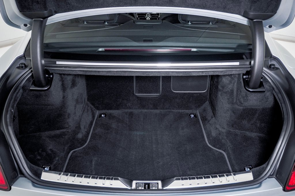 Used 2023 Bentley Flying Spur S V8 image 33