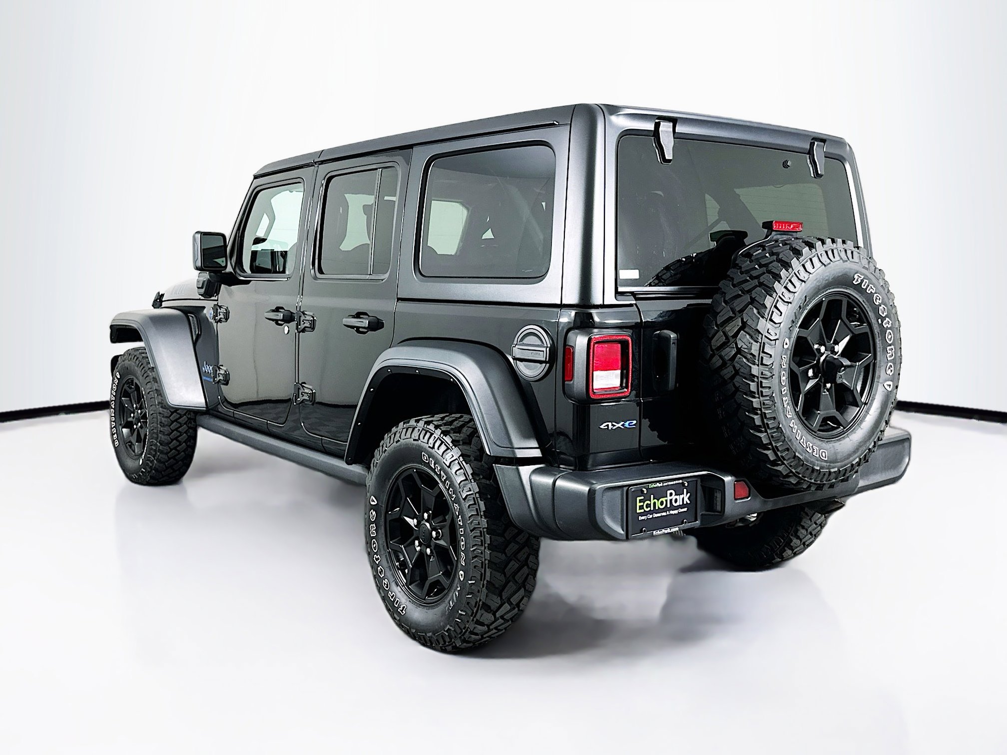 Used 2023 Jeep Wrangler Unlimited w/ Cold Weather Group AWD/4WD image 5