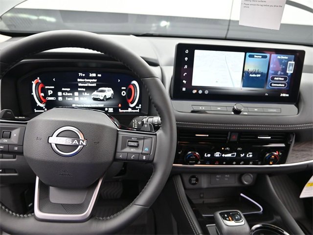 New 2026 Nissan Rogue Platinum image 18