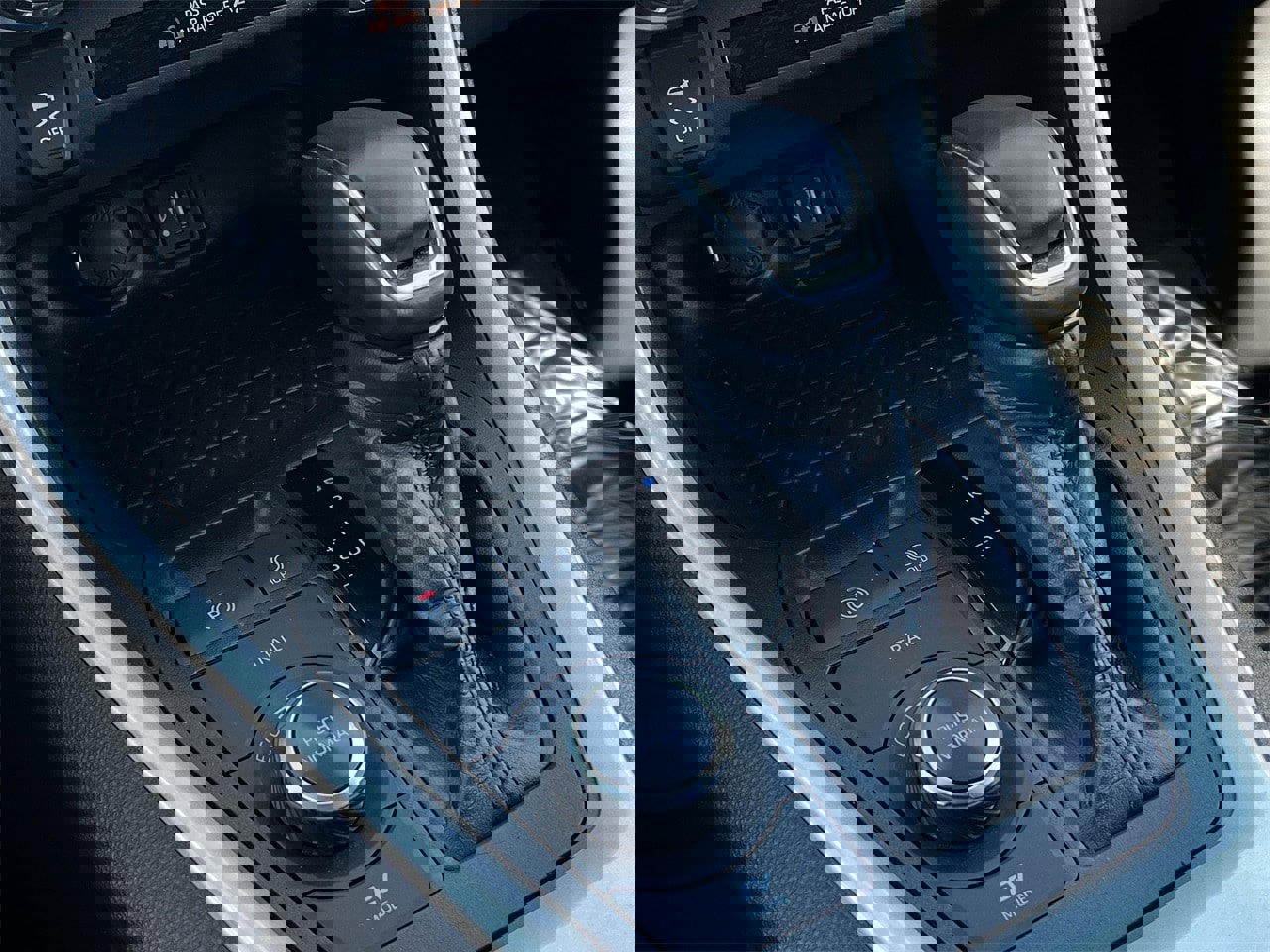 Used 2024 Toyota RAV4 SE image 17