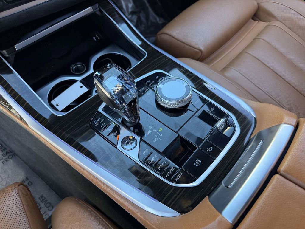 Used 2020 BMW X7 M50i w/ Executive Package AWD/4WD image 30