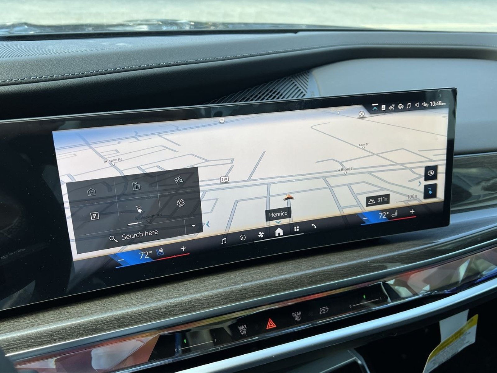 New 2026 BMW i7 xDrive60 w/ Executive Package AWD/4WD image 17