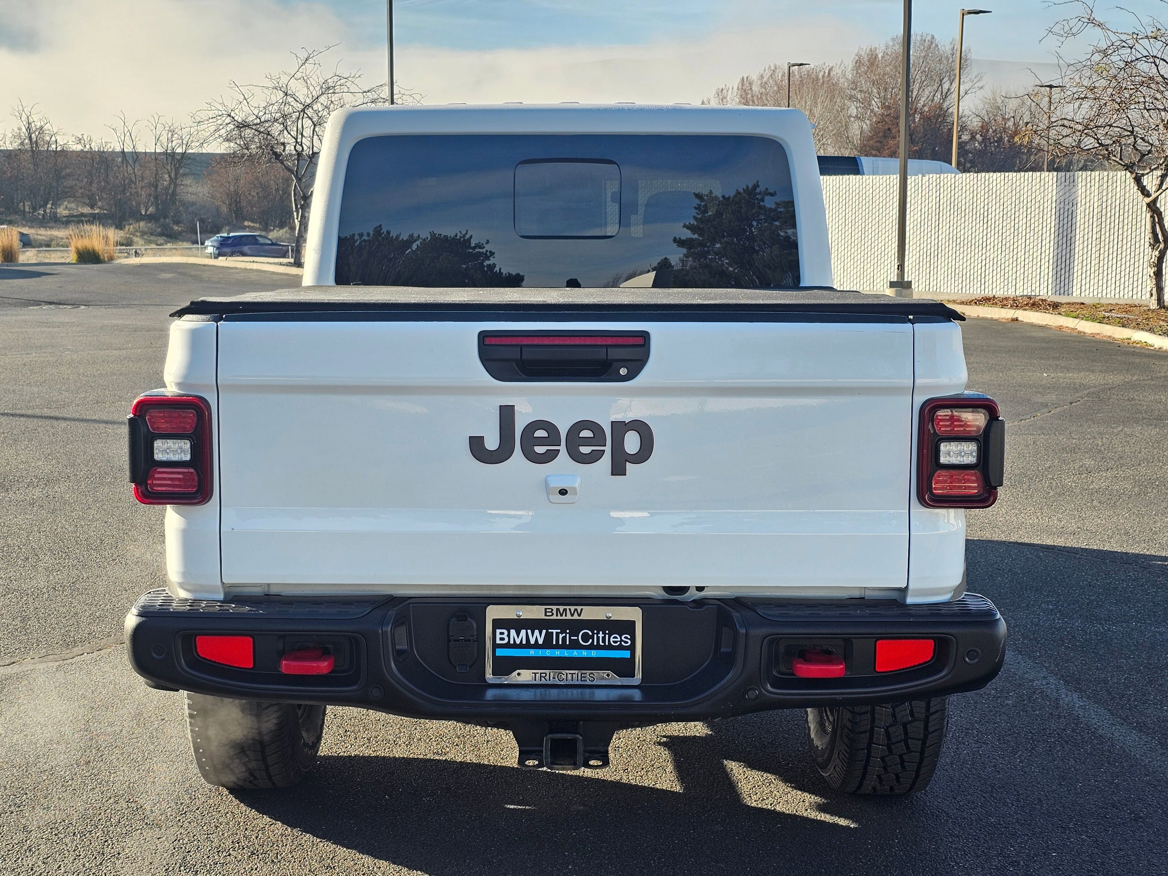 Used 2022 Jeep Gladiator Rubicon w/ LED Lighting Group image 5