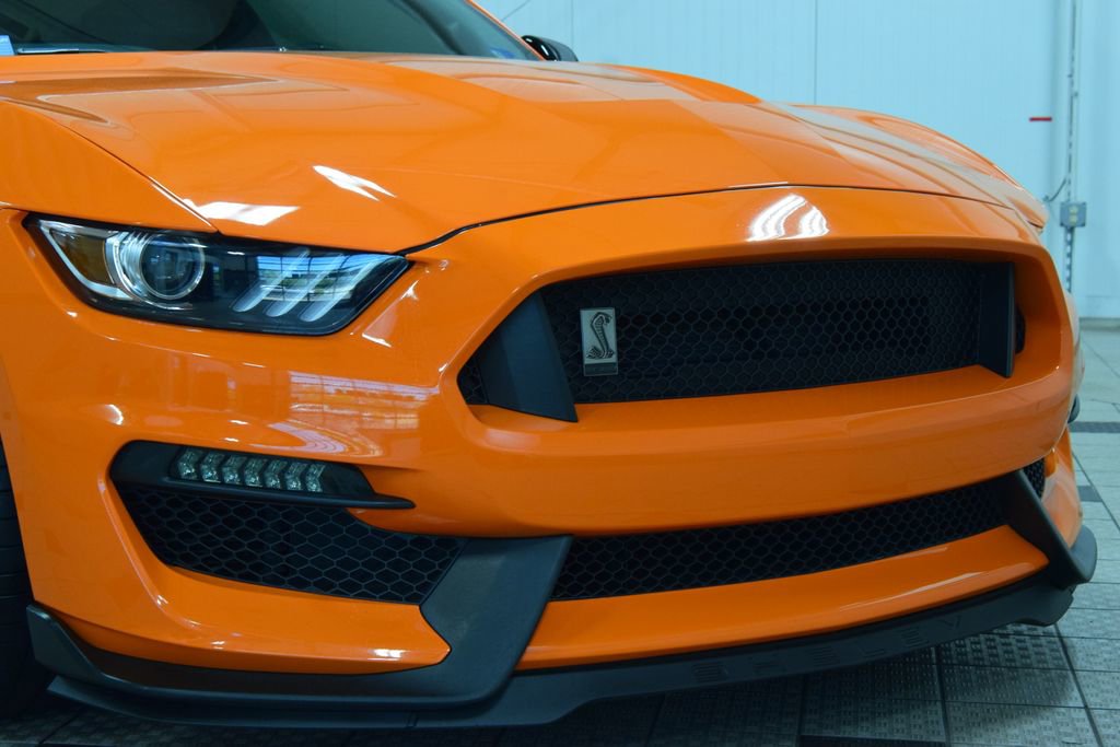 Used 2020 Ford Mustang Shelby GT350 w/ Technology Package RWD image 13