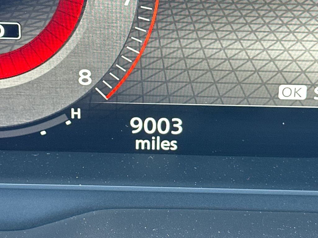 Used 2025 Nissan Rogue SL w/ SL Premium Package image 10