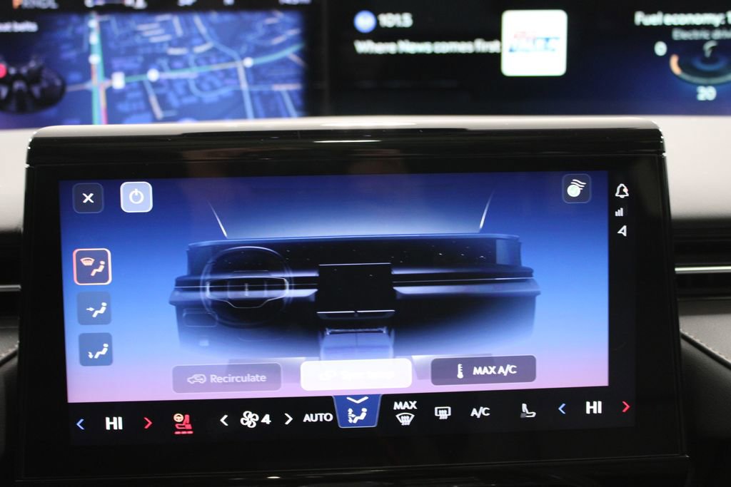 New 2026 Lincoln Nautilus Premier w/ Equipment Group 102A image 44