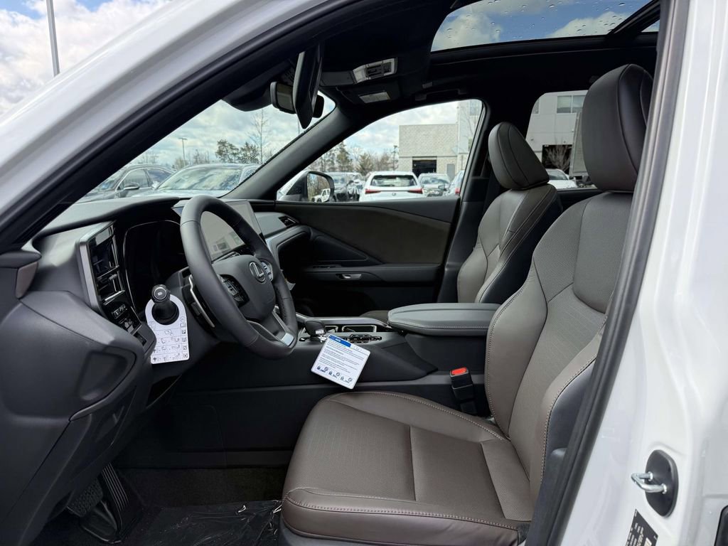 Used 2026 Lexus TX 350 AWD image 12