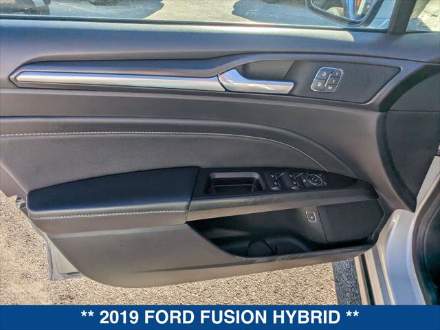 Used 2019 Ford Fusion Titanium image 10