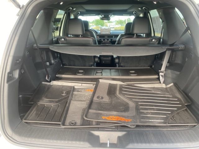Used 2025 Honda Pilot TrailSport image 31