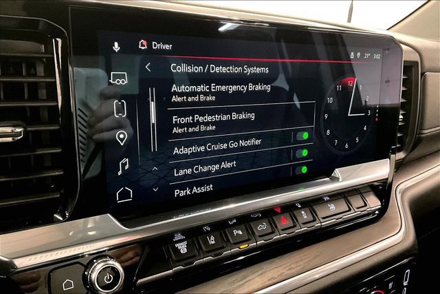 Used 2025 GMC Sierra 2500 SLT w/ SLT Convenience Package image 37