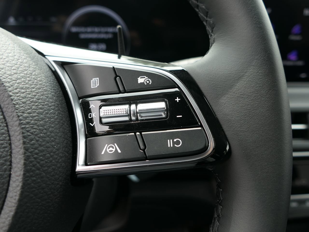 New 2025 Kia Seltos X-Line image 15