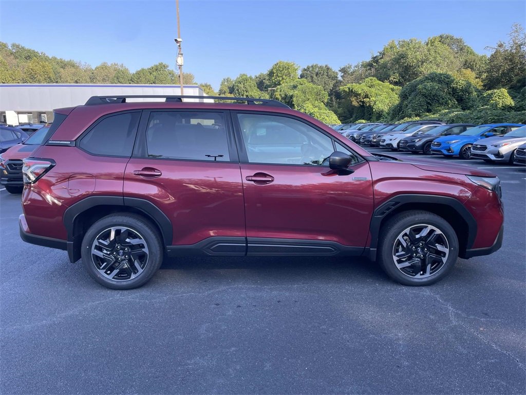 New 2025 Subaru Forester Premium image 2