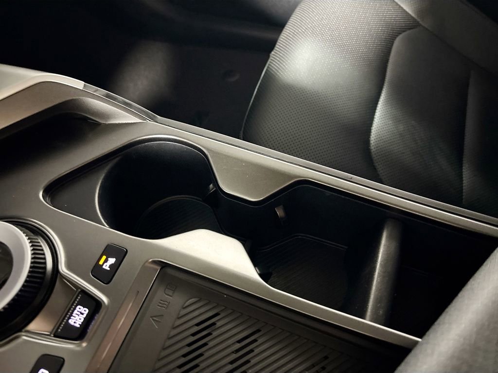 Used 2023 Kia EV6 Wind image 16