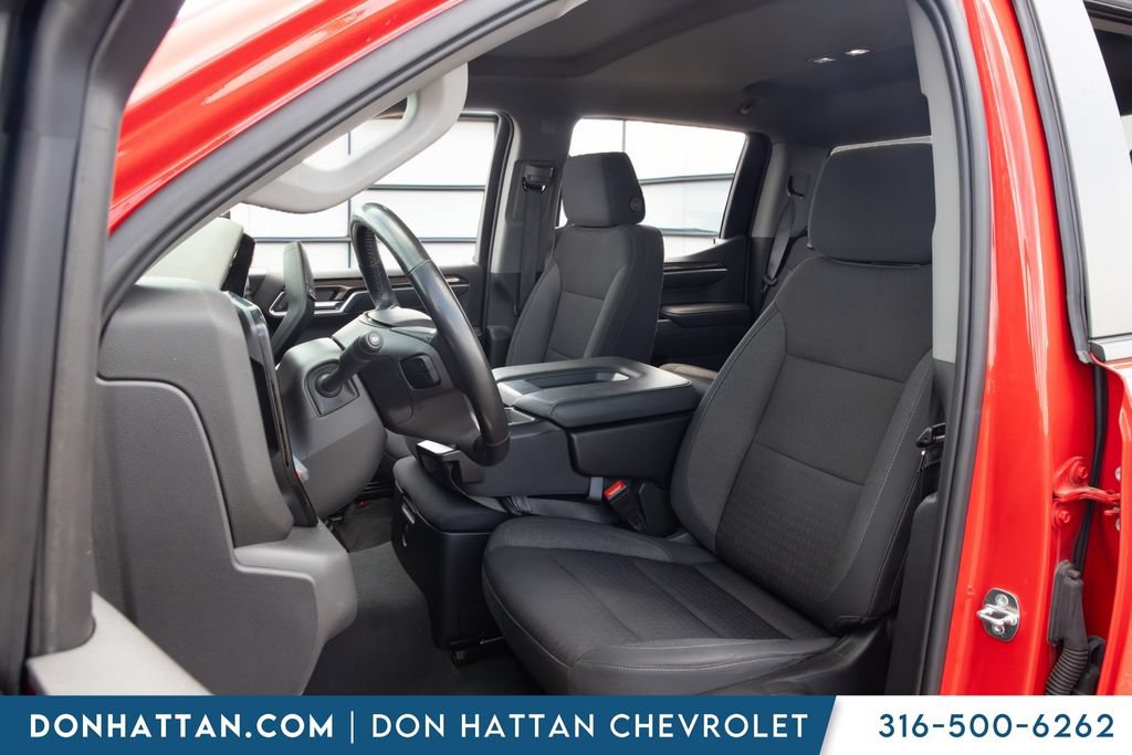 Used 2022 Chevrolet Silverado 1500 LT AWD/4WD image 13