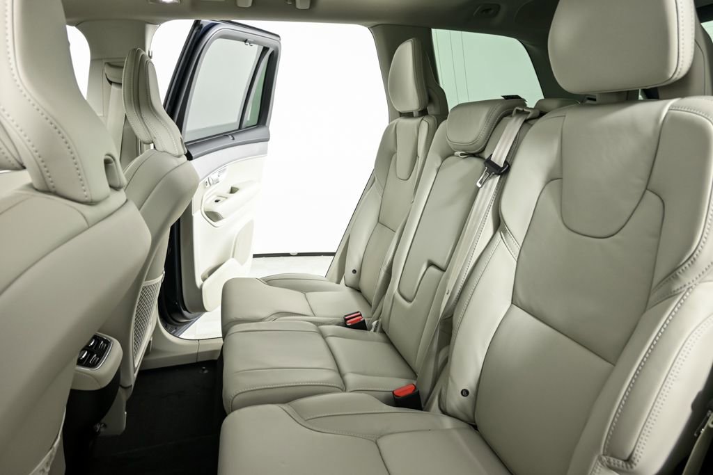 Certified 2026 Volvo XC90 B6 Ultra w/ Protection Package AWD/4WD image 23