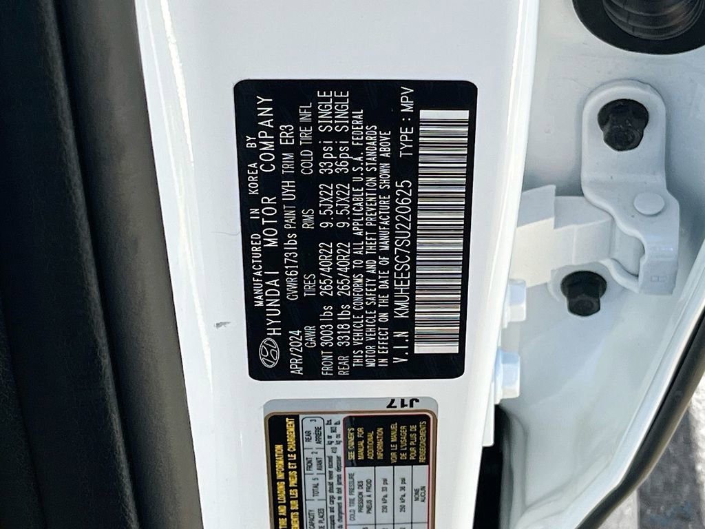 Used 2025 Genesis GV80 3.5T Prestige image 32