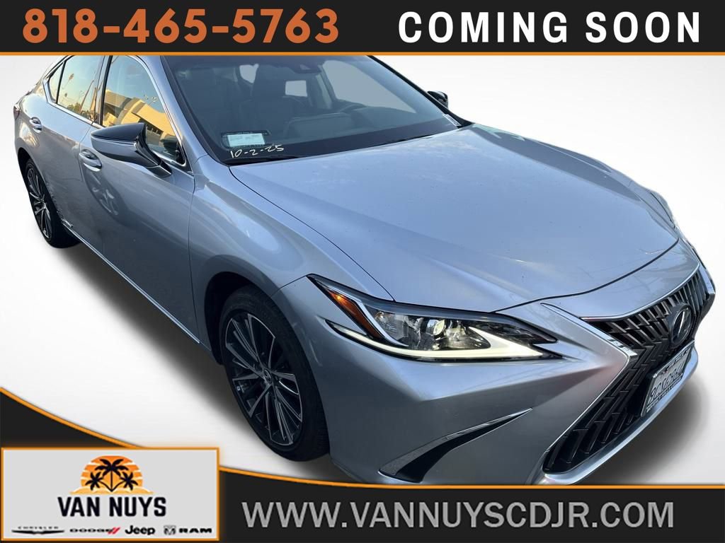 Used 2022 Lexus ES 300h w/ Premium Package