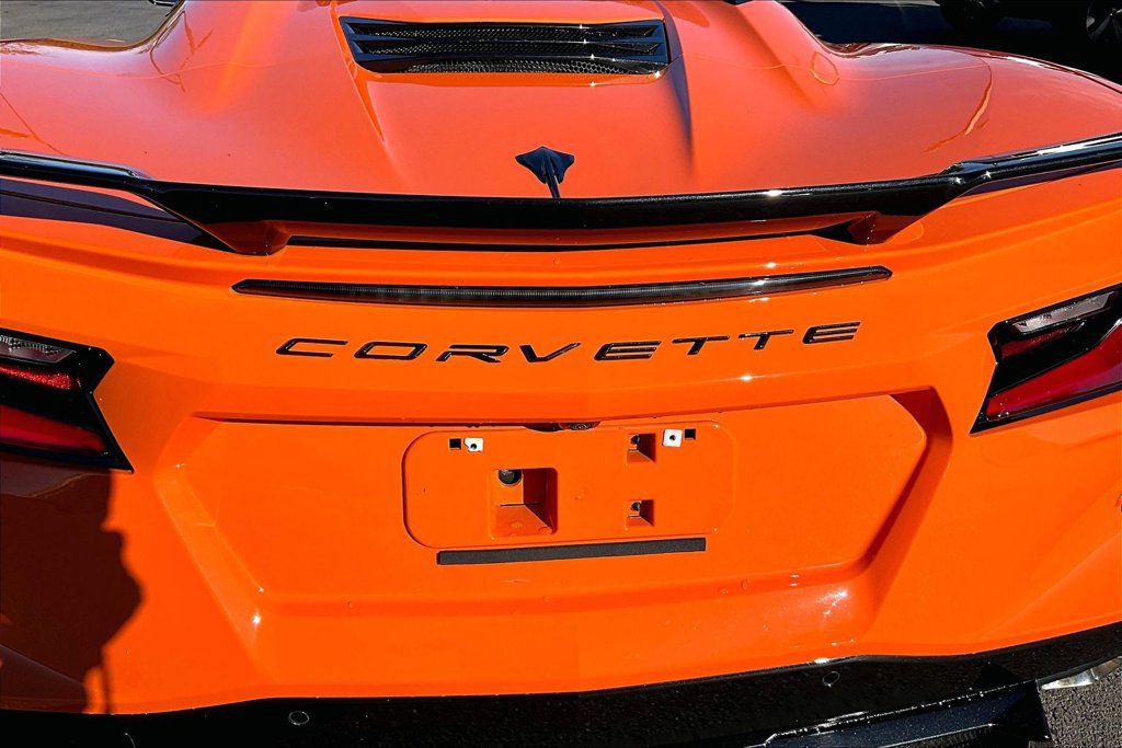 Used 2022 Chevrolet Corvette Stingray Premium Conv w/ Z51 Performance Package RWD image 25
