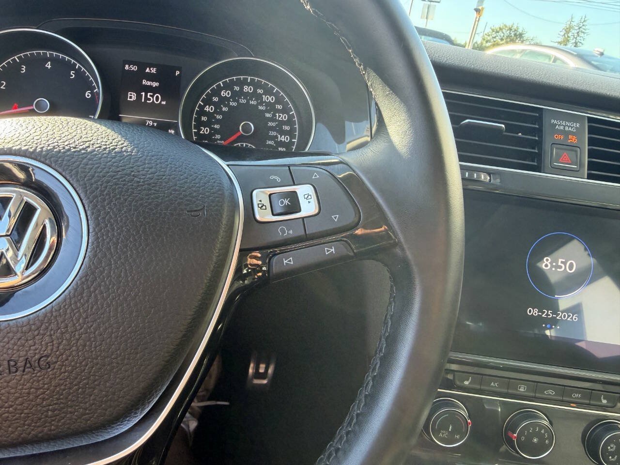 Used 2018 Volkswagen Golf Alltrack SE AWD/4WD image 31