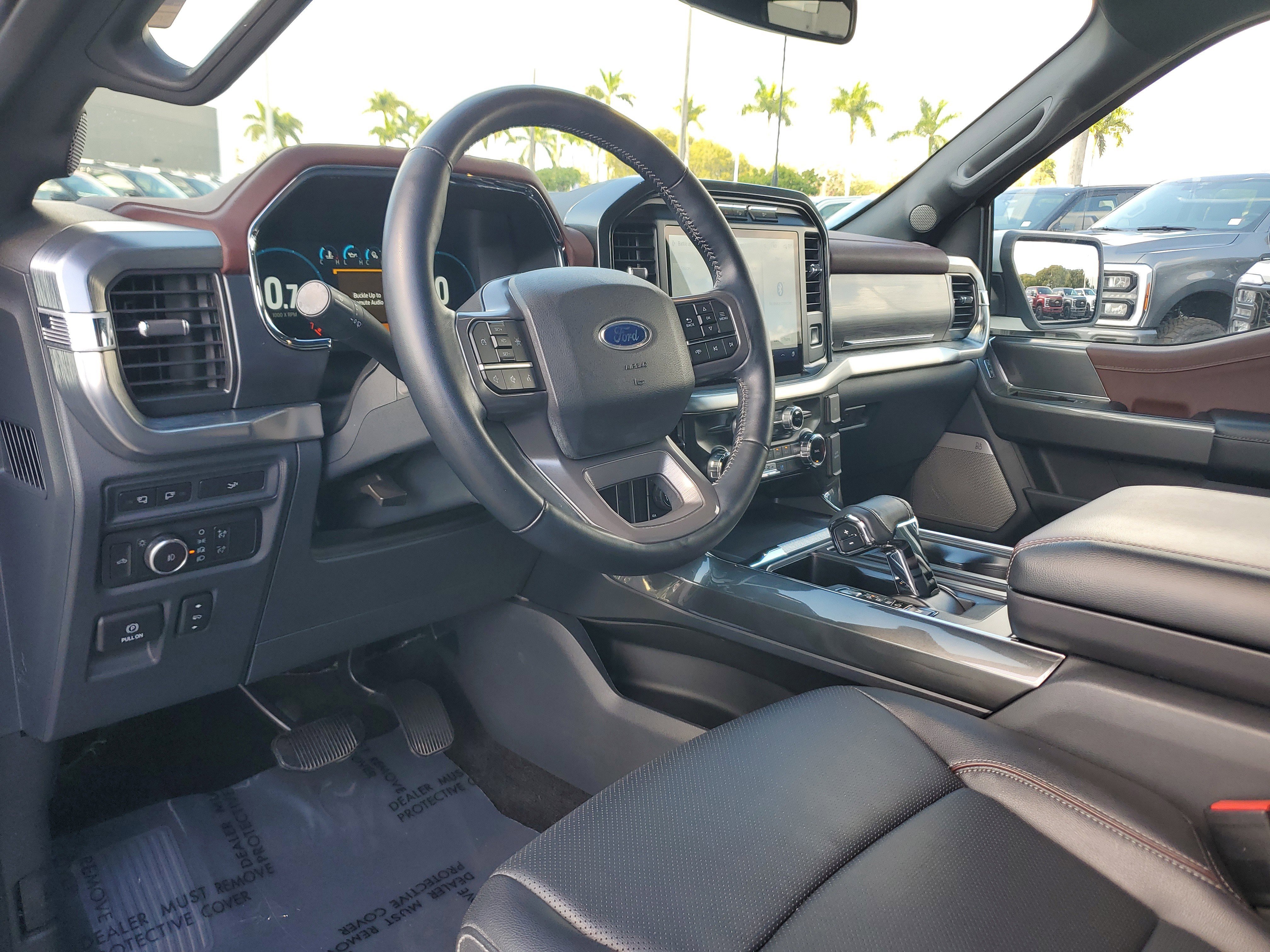 Used 2022 Ford F150 Lariat image 9