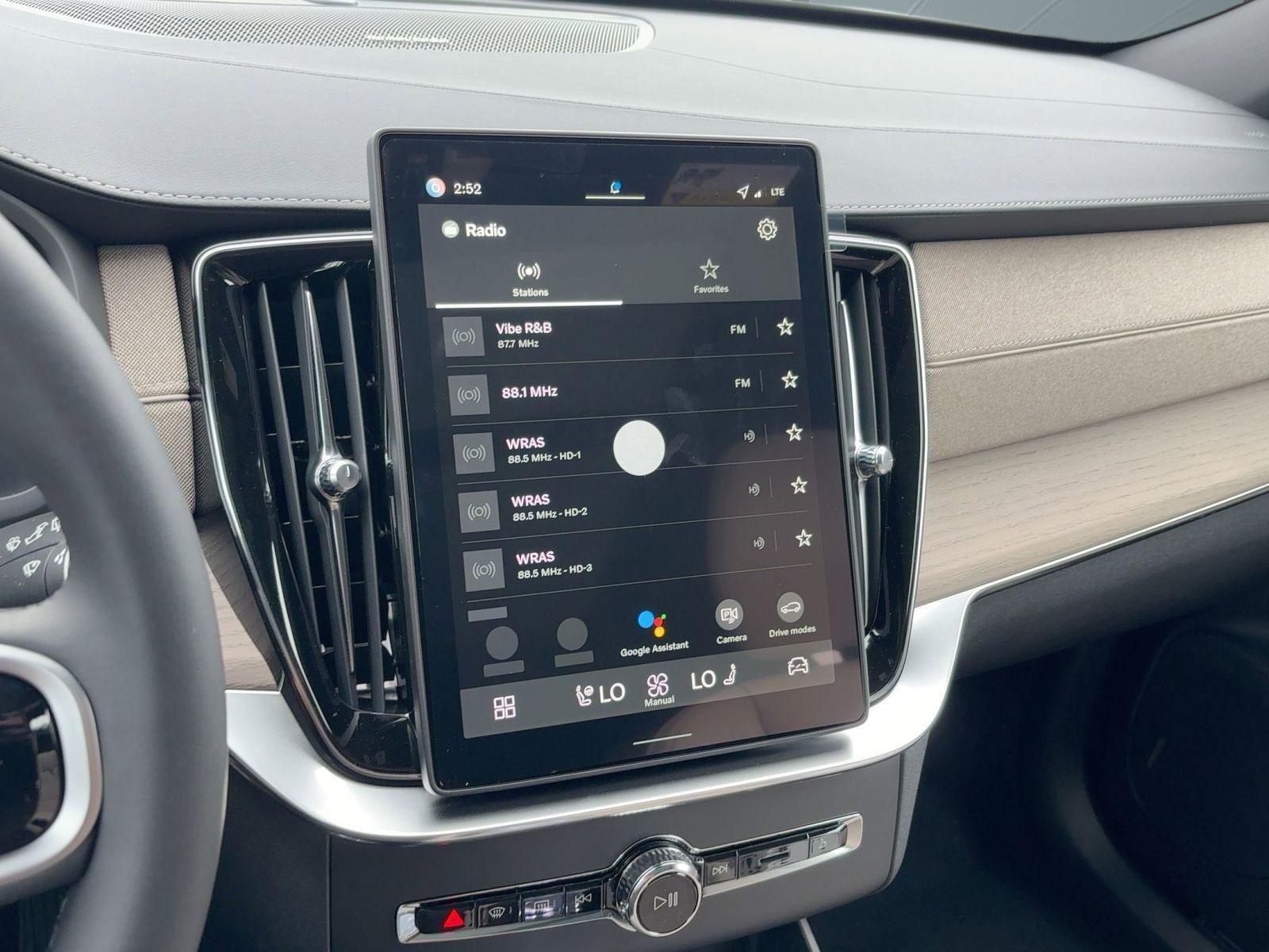 New 2026 Volvo XC90 B6 Ultra image 23