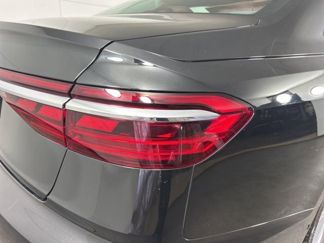 Used 2023 Audi S8 w/ S8 Comfort Plus Package image 17