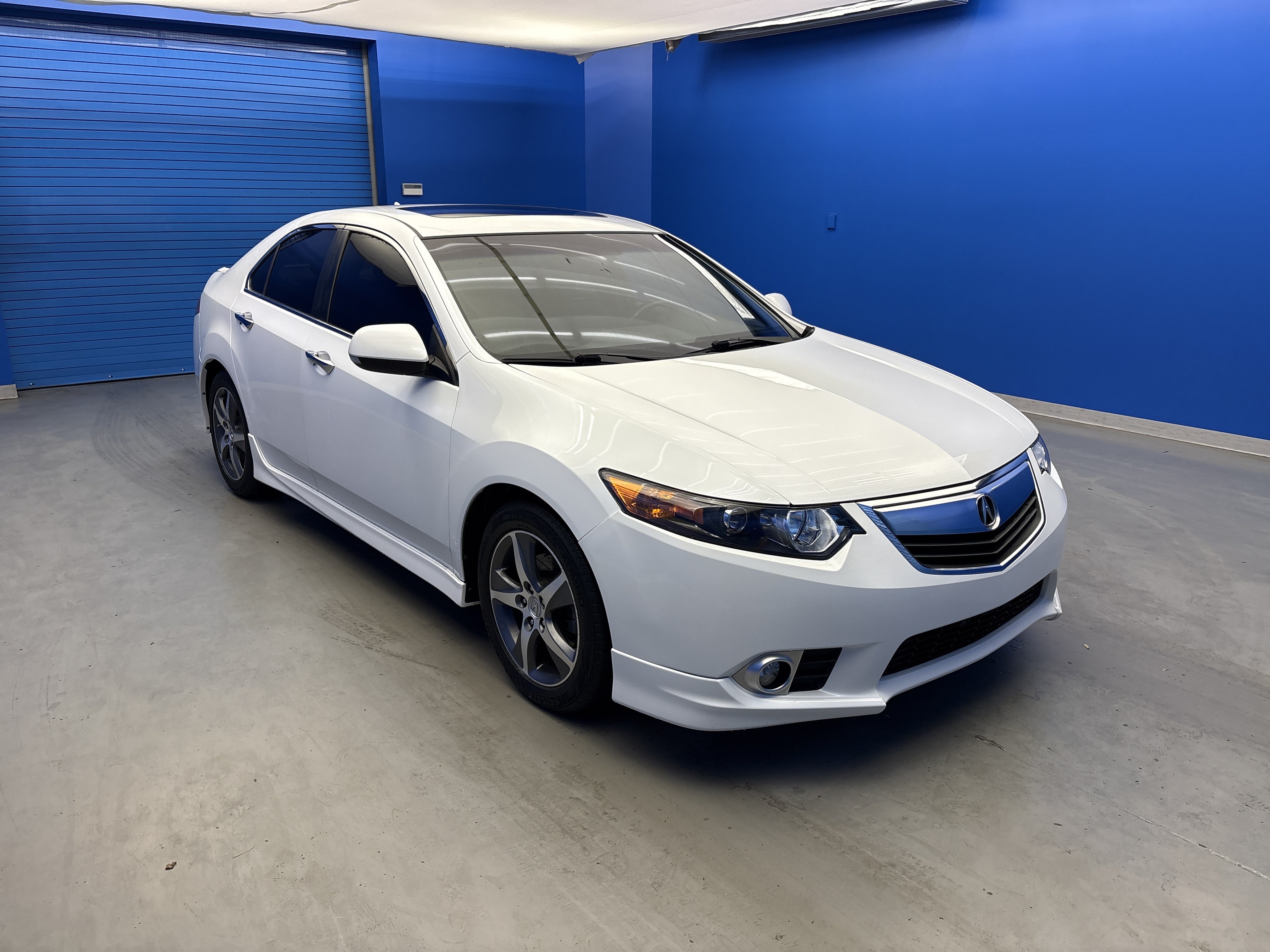 Used 2013 Acura TSX Special Edition FWD image 2
