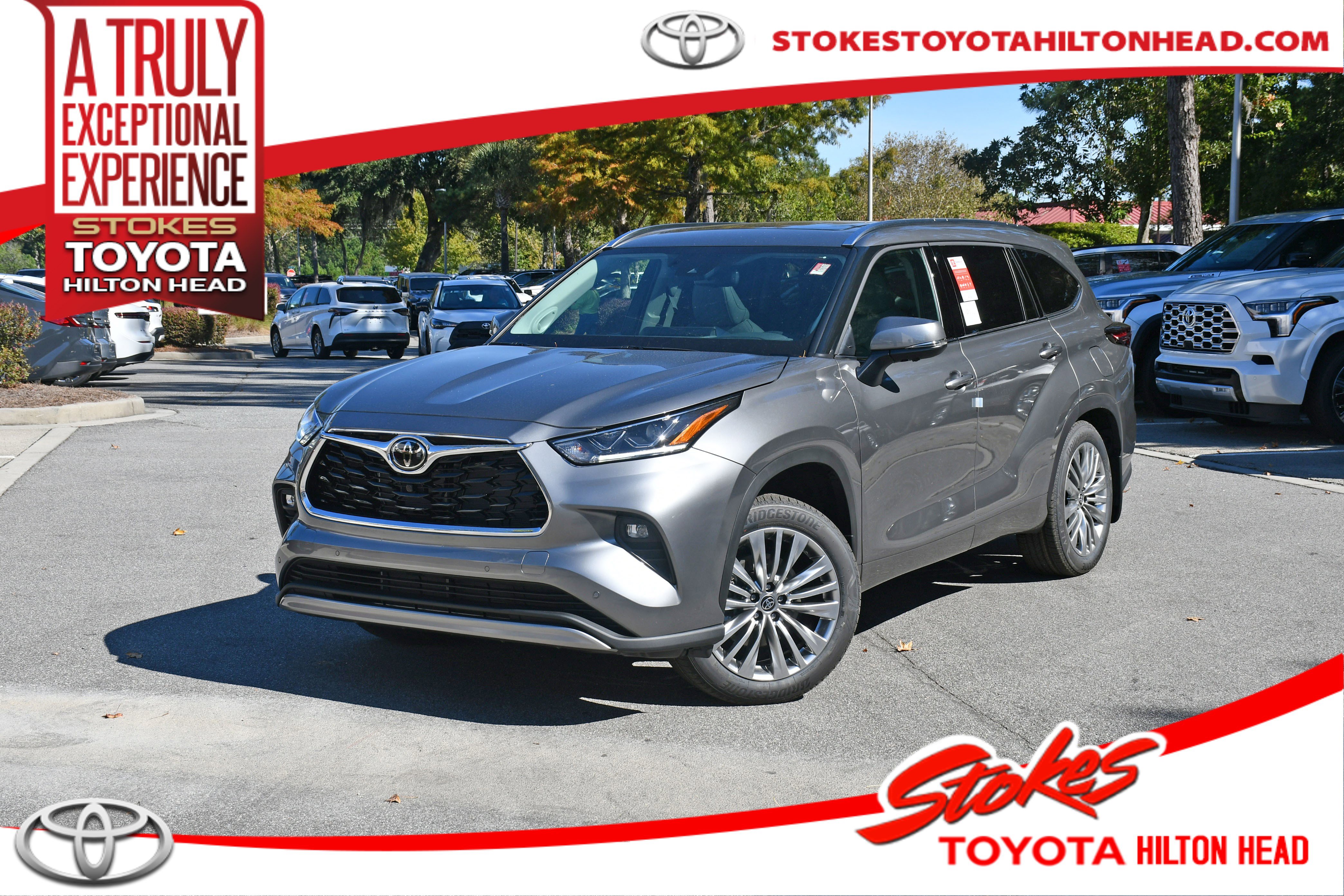 New 2026 Toyota Highlander Platinum image 1