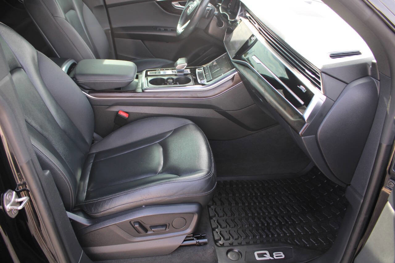 Used 2021 Audi Q8 Premium w/ Black Optic Package image 9