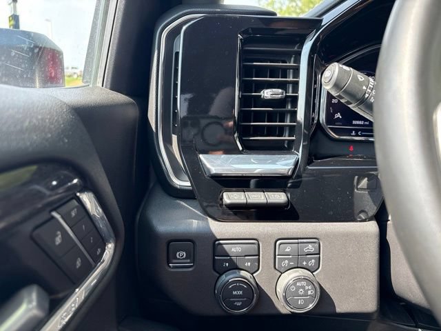 Certified 2025 Chevrolet Silverado 1500 LTZ w/ LTZ Premium Package AWD/4WD image 20