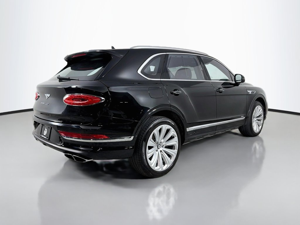 Used 2023 Bentley Bentayga AWD/4WD image 5