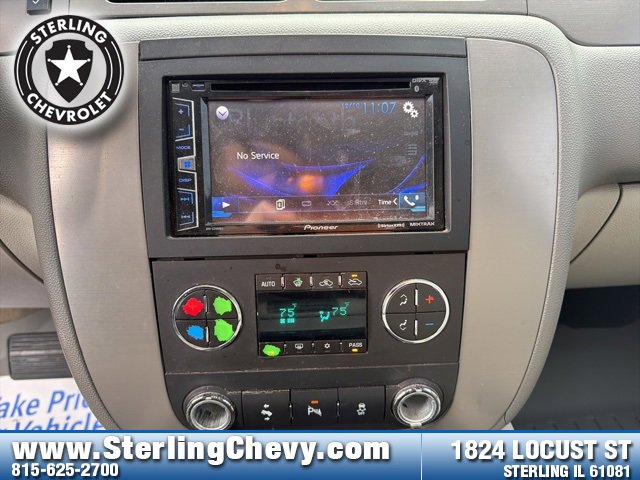 Used 2012 Chevrolet Avalanche LT w/ Suspension Package, Off-Road image 21