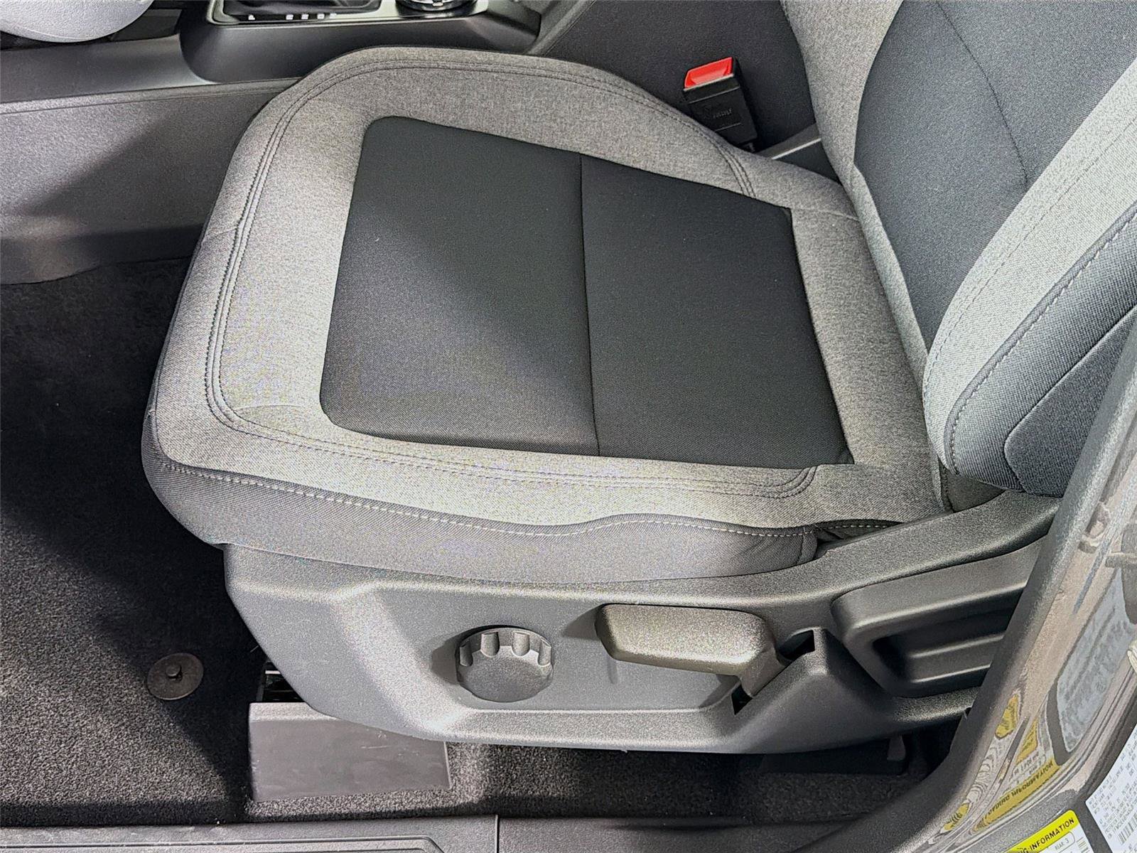 New 2025 Ford Bronco 4-Door image 19