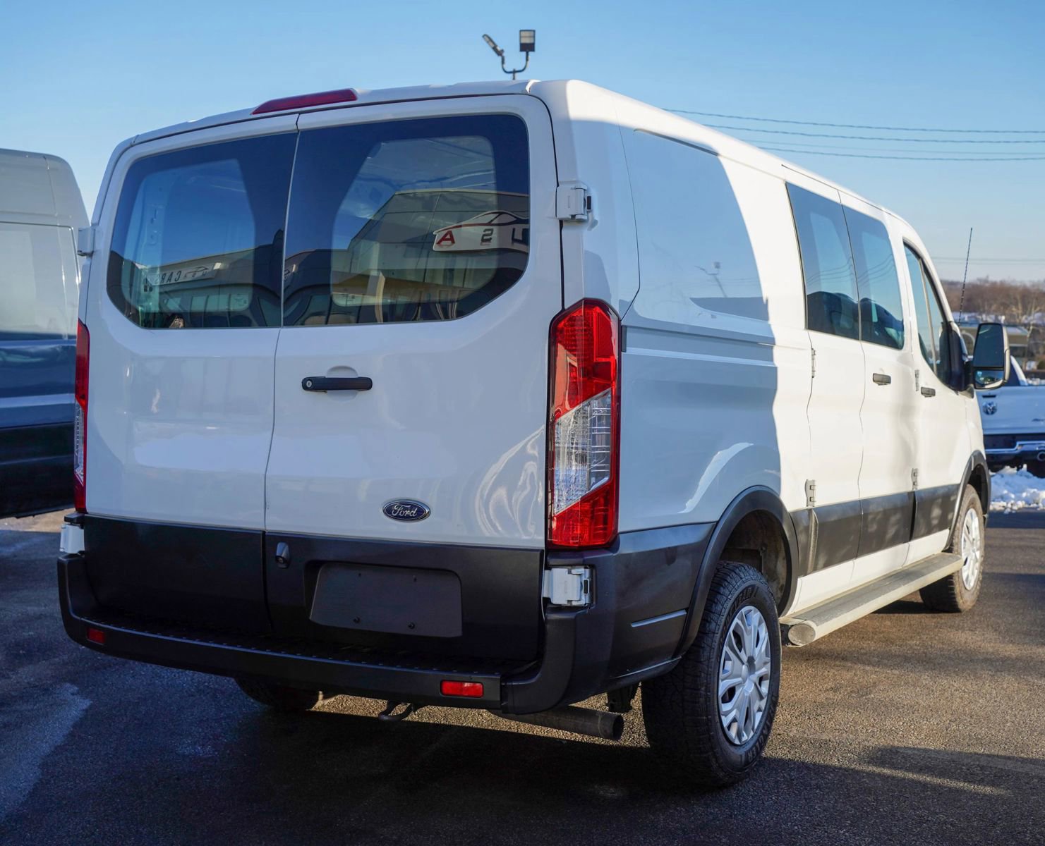 Used 2020 Ford Transit 250 Low Roof w/ Exterior Upgrade Package RWD image 6